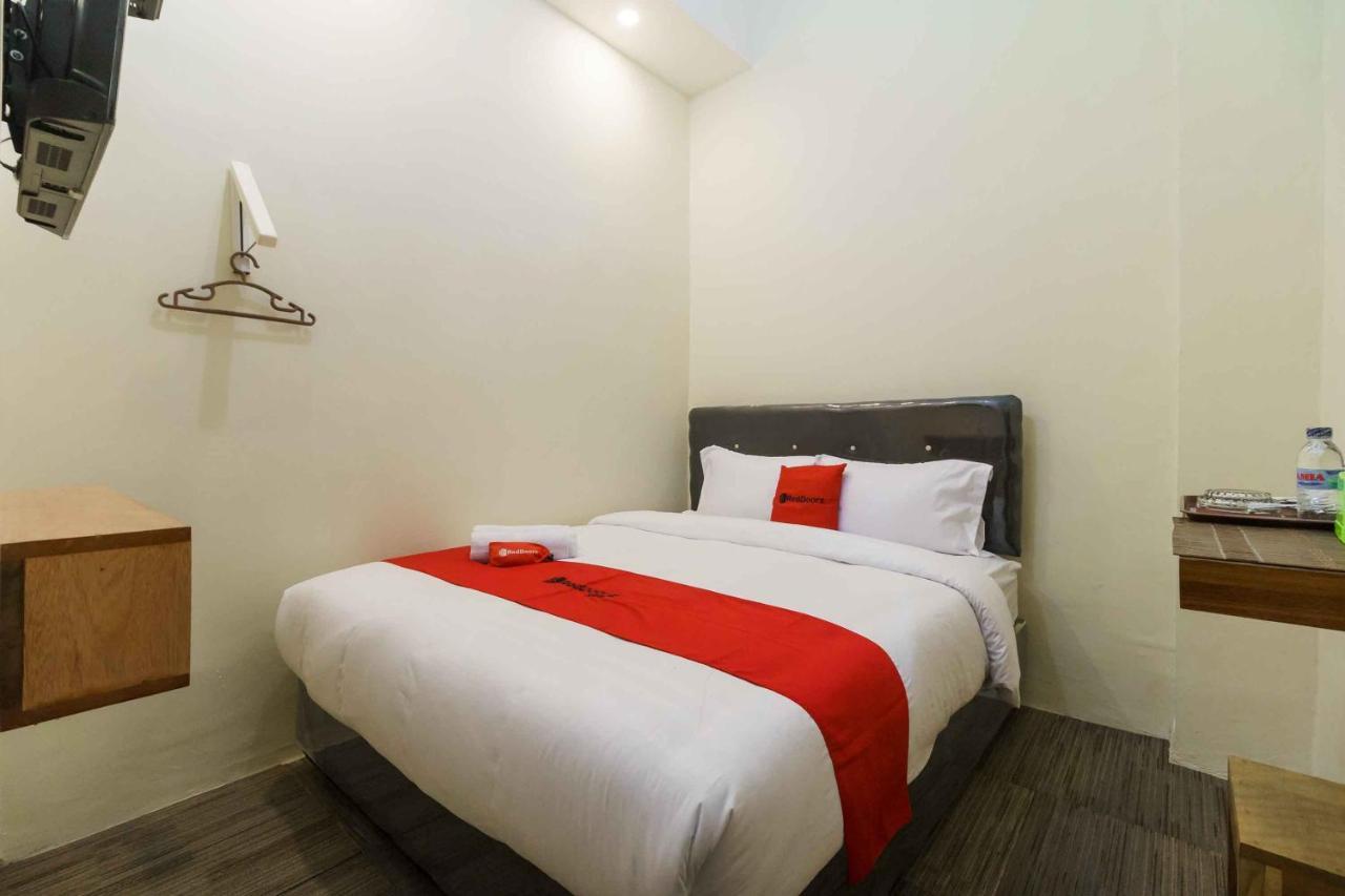 Reddoorz Syariah Near Lubang Jepang Bukittinggi Hotel Bagian luar foto