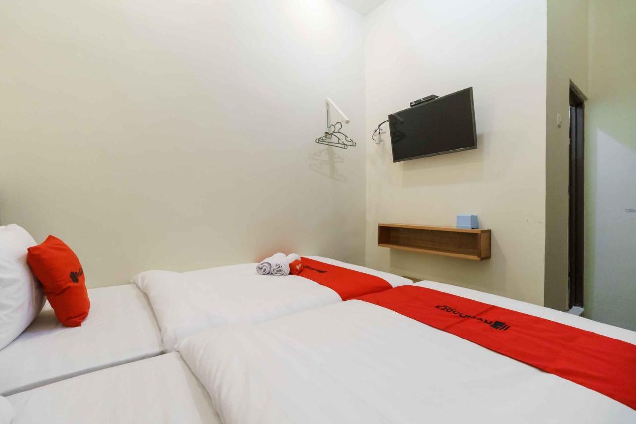 Reddoorz Syariah Near Lubang Jepang Bukittinggi Hotel Bagian luar foto